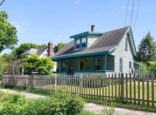 82 Oak Grove Avenue, Brattleboro, VT 05301