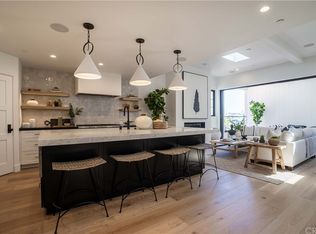 2324-5 Pacific Dr, Corona Del Mar, CA 92625