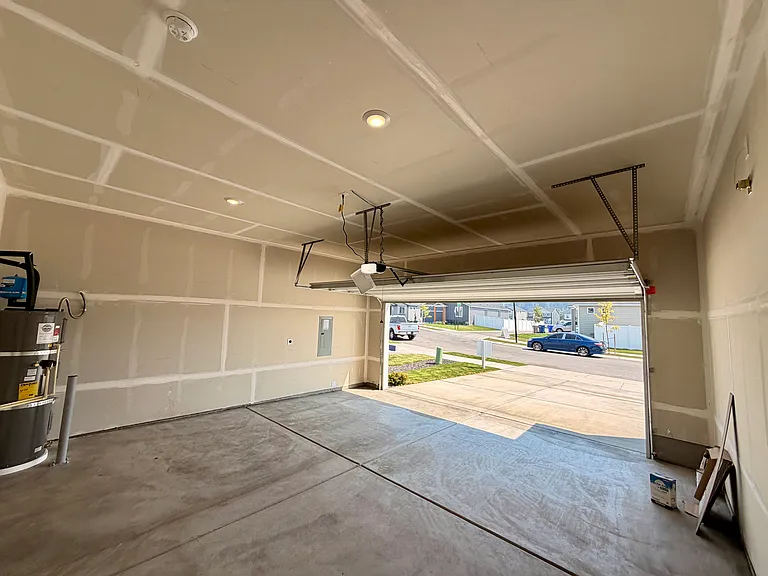 16639 E 30th Ln — Photo 28