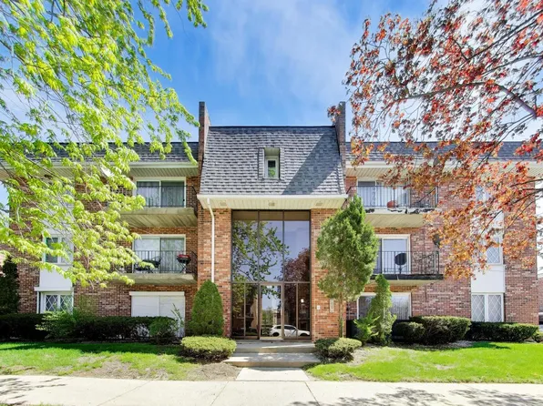 669 Chappel Ave APT 2B, Calumet City, IL 60409