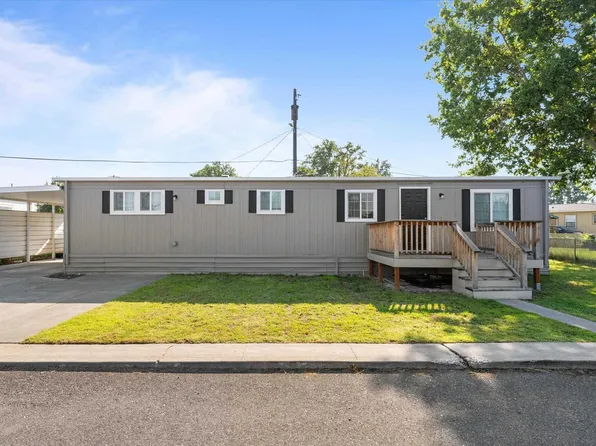 60 Argon Ln, Richland, WA 99354