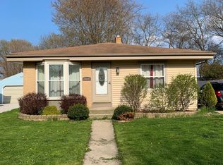 8319 17th Ave, Kenosha, WI 53143