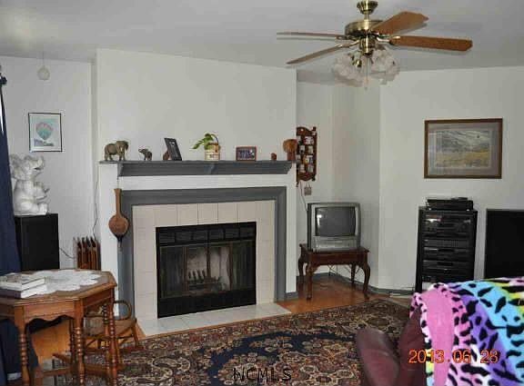 2nd image of 30 Tanglewood Dr