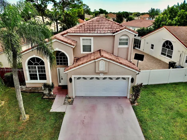 114 Wedgewood Lks S, Lake Worth, FL 33463