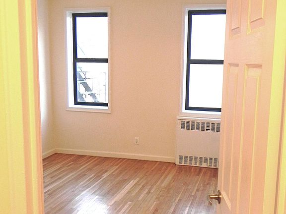 4th image of 3437 Knox Pl #1