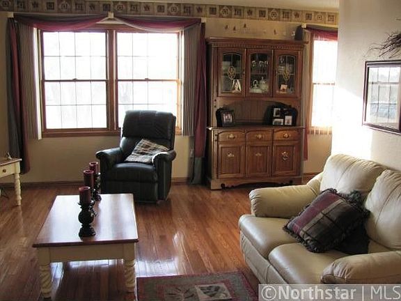 4th image of 537 N Park Ave