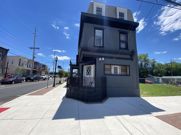 637 N 3rd St #C2
