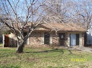 136 Westway Dr, Terrell, TX 75160