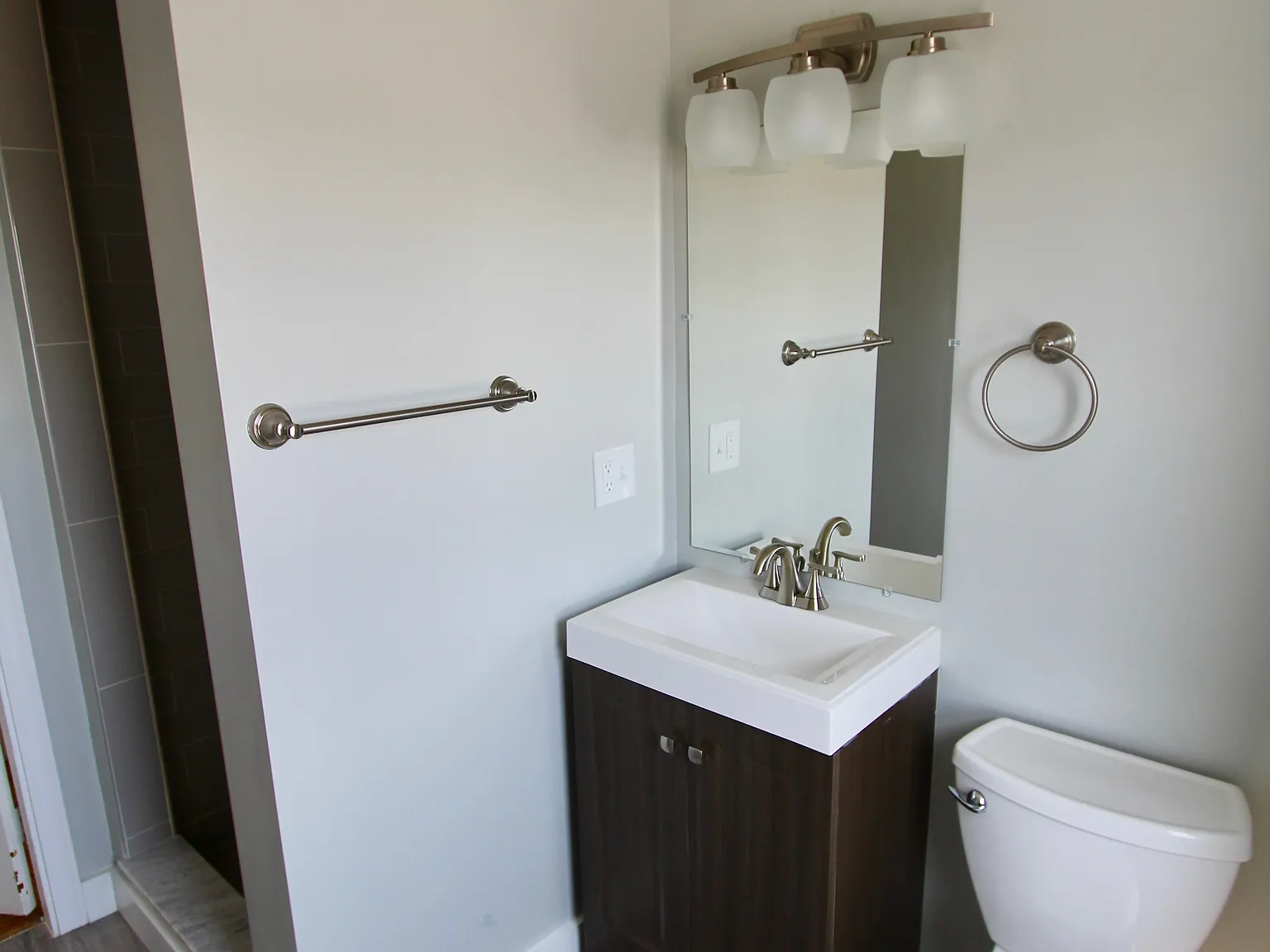 2 bed, 1155 sqft, $2,800 — Photo 2