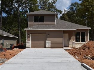 1113 E Cedar River Rd, Montgomery, TX 77316