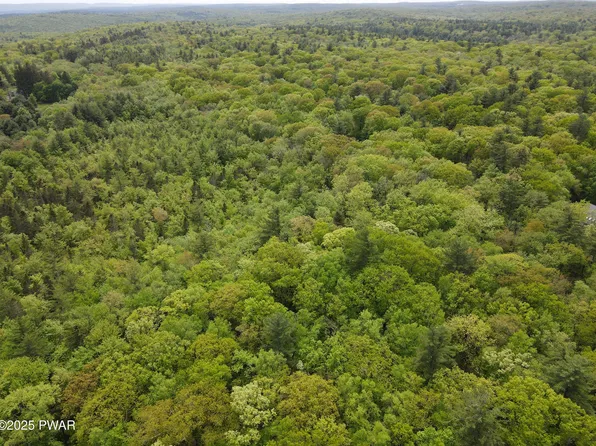 LOT 1725 Tan Oak Dr, Milford, PA 18337