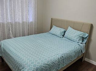 11048 Sand Point Way NE, Seattle, WA 98125