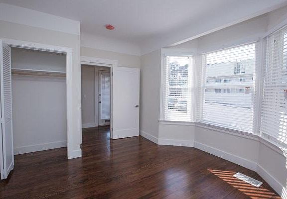2nd image of 322 Stanyan St
