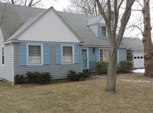 25 Fostmere Ct, Warwick, RI 02889