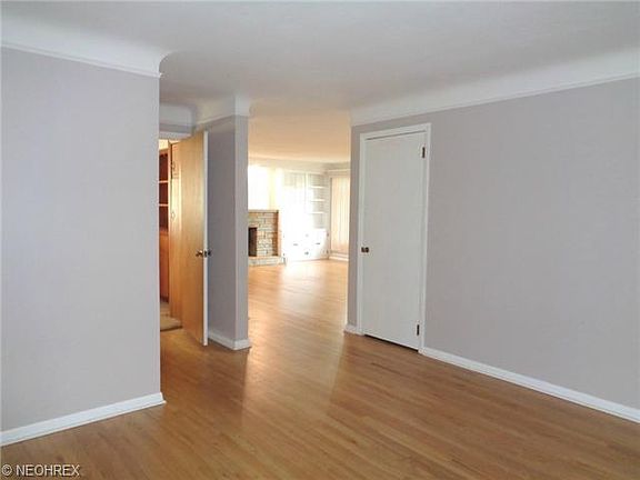 5th image of 19048 Colahan Dr