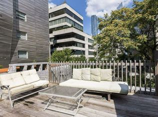 509 W 23rd St, New York, NY 10011