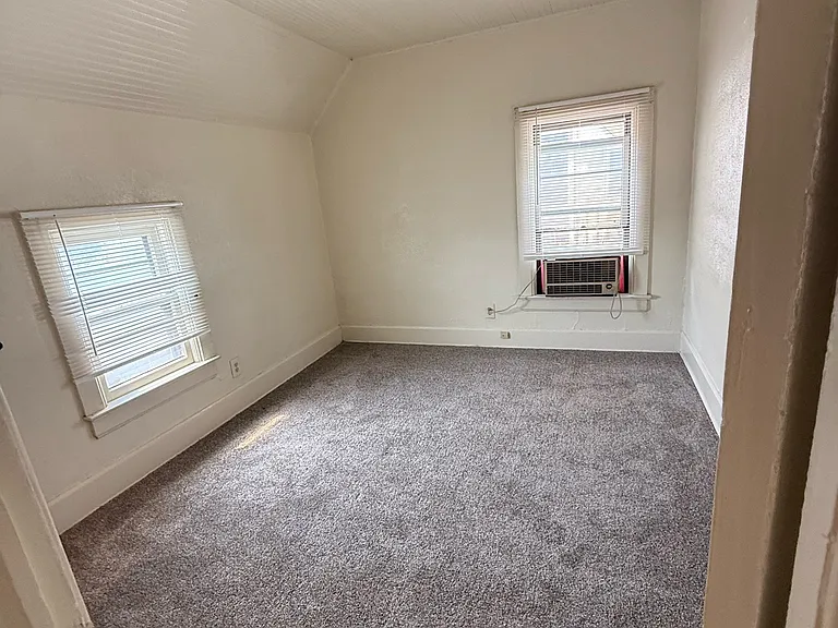 748 Teller Ave #2 — Photo 4