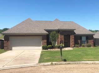 311 Oak Park Way, Pearl, MS 39208