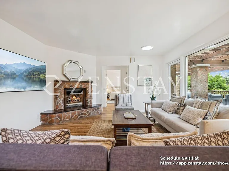 1260 Mountain View Rd — Photo 13