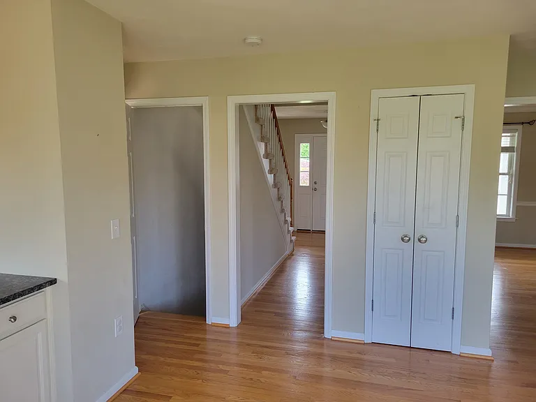 110 Amethyst Dr — Photo 29