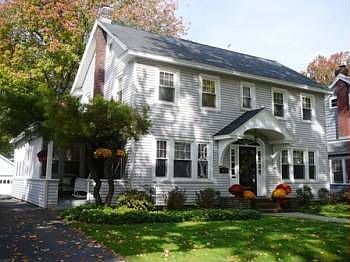 2nd image of 1173 Phoenix Ave