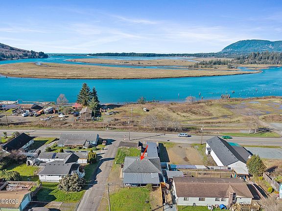 3rd image of 67 Spruce St