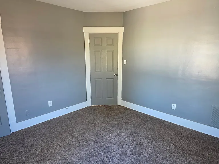 43 E Auburndale Ave — Photo 30