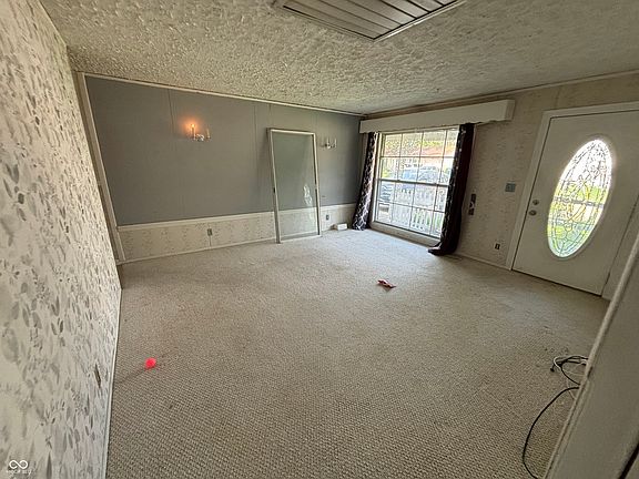 2nd image of 3639 Lombardy Pl