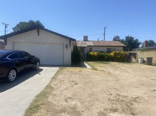1454 W Kettering St, Lancaster, CA 93534