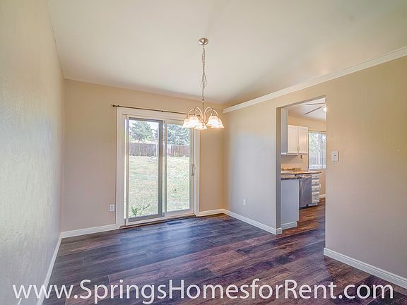 Artistic-Dining Room_07062022