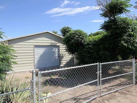 2nd image of 606 E 9th Ave