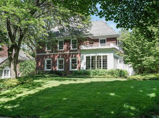 440 Cambridge Blvd SE, East Grand Rapids, MI