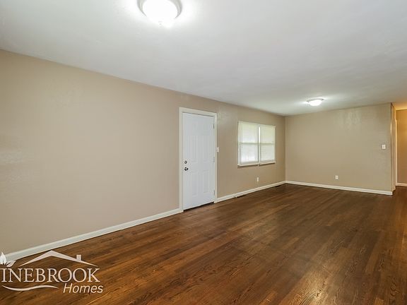 3rd image of 3622 Farrow Ave