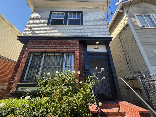 3647 West St, Oakland, CA 94608