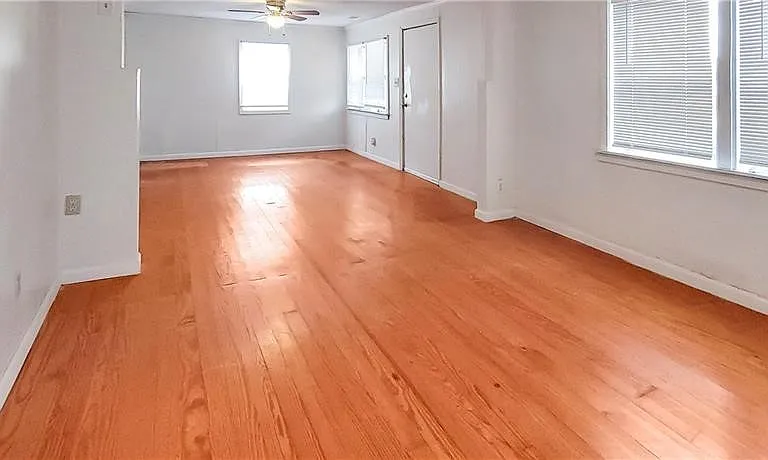 808 Wexler St — Photo 3