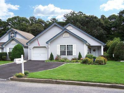 38 Huntingdale Way, Middle Island, NY, 11953