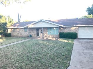 1003 E 17th St, Colorado City, TX 79512