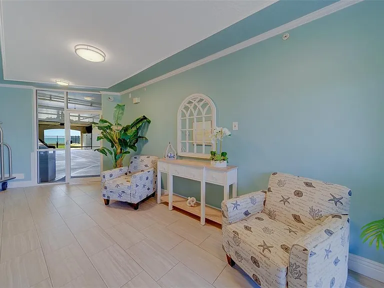 16450 Gulf Blvd #564 — Photo 49