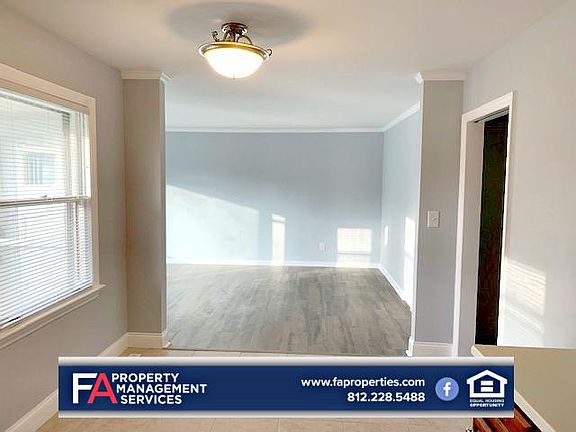 3rd image of 602 S Saint James Blvd #2