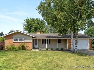 285 Jeffrey St NE, Cedar Springs, MI 49319