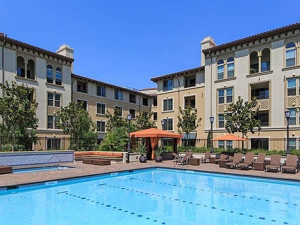 1st image of 355 River Oaks Pkwy #5075