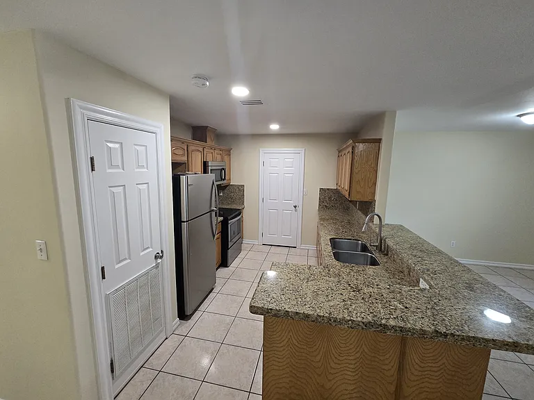 3297 Los Arcos Cir — Photo 4