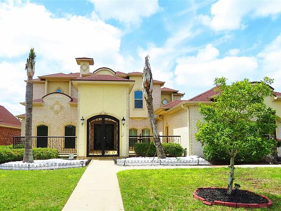 2nd image of 3130 Yasmine Dior St