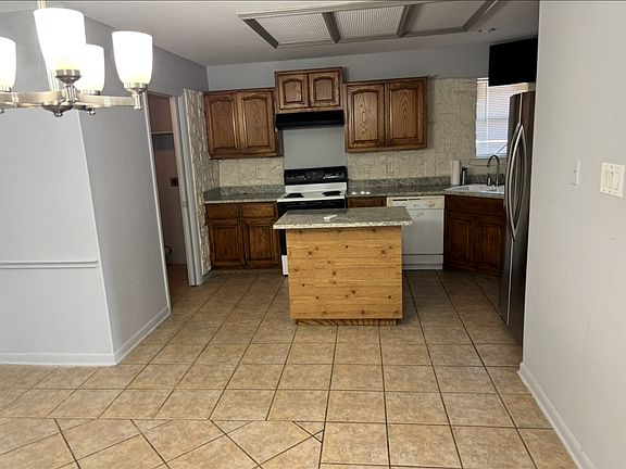 5th image of 130 Margo St
