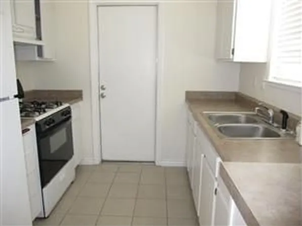 4750 Mahogany Dr, Las Vegas, NV 89110