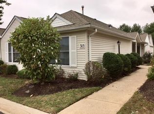 315 Waxwing Dr, Monroe Township, NJ 08831
