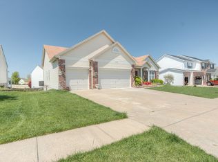 117 Bear Claw Dr, Wentzville, MO 63385