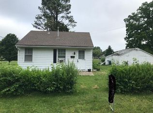 8 NW Forest Ave, Lees Summit, MO 64063
