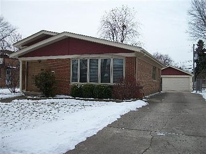 2nd image of 10736 S Leclaire Ave
