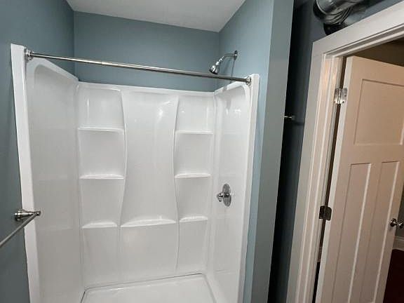 3rd image of 733 Bryant St APT 3C